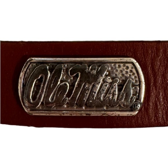 Ole Miss University of Mississippi leather belt boys size medium 14 26 27 28 - Picture 7 of 9